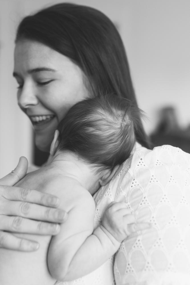 newborn photos at home offer ease and quiet to a chaotic time